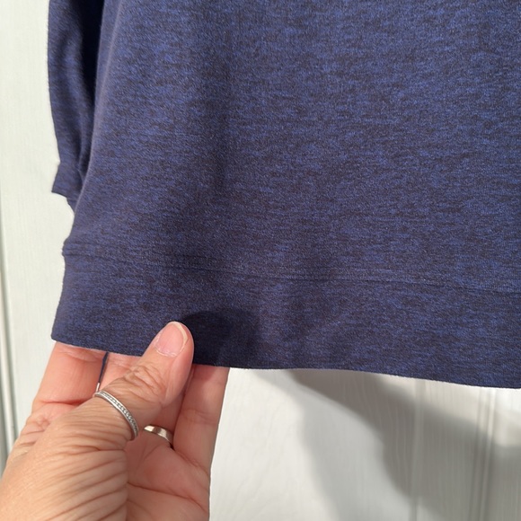 💥🍋PRICE DROP!!! Lululemon athletica hoodie ~ Size 6, color blue with black….. - Picture 6 of 9